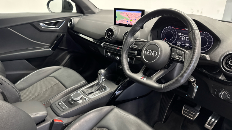 Audi Q2 40 TFSI Quattro Black Edition 5dr S Tronic Petrol Estate